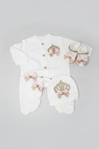 Personalisiertes Geburts-Set – Strampler, Mütze, Schühchen & Fäustlinge